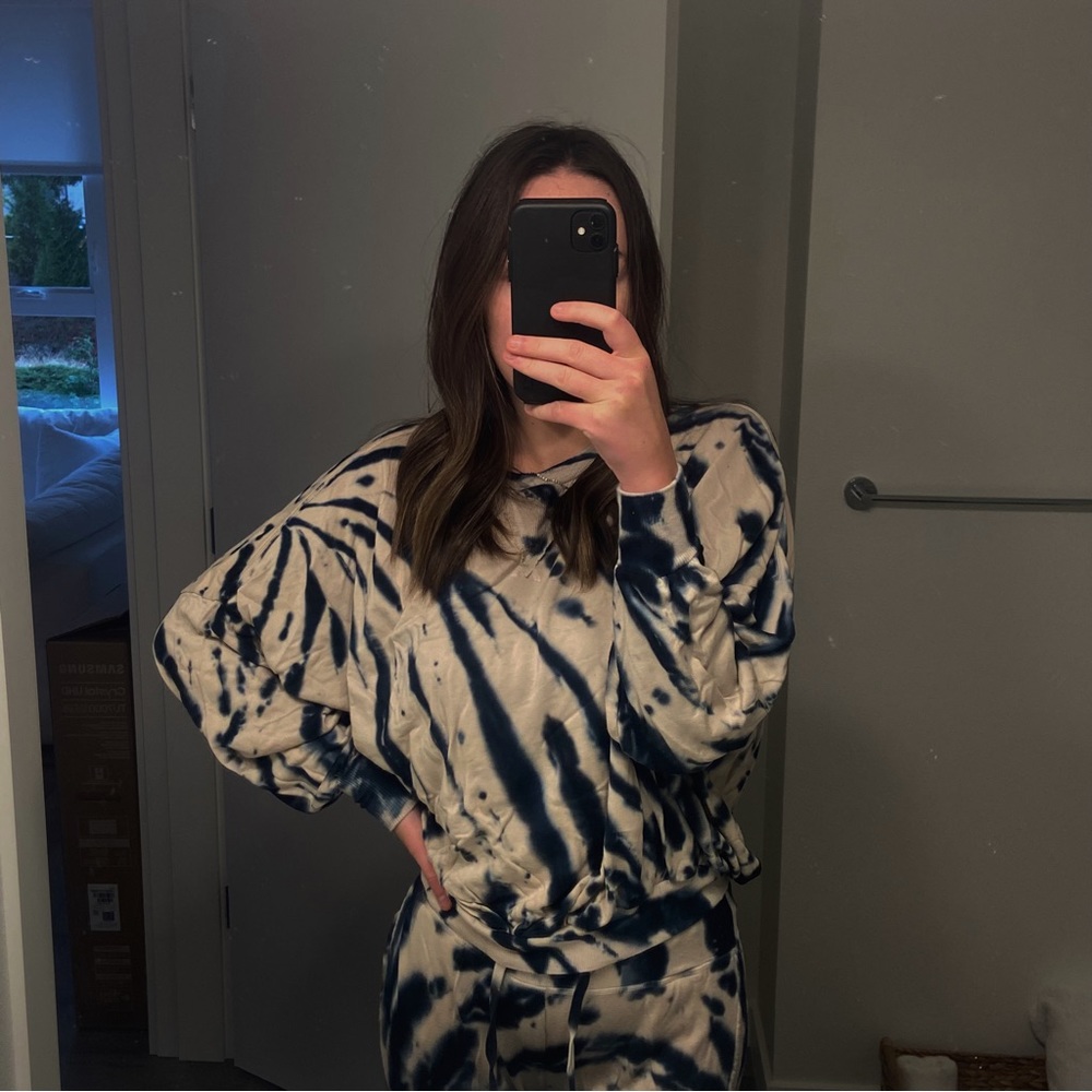 YOUNG FABULOUS & BROKE Matching Sweat Set Size Small